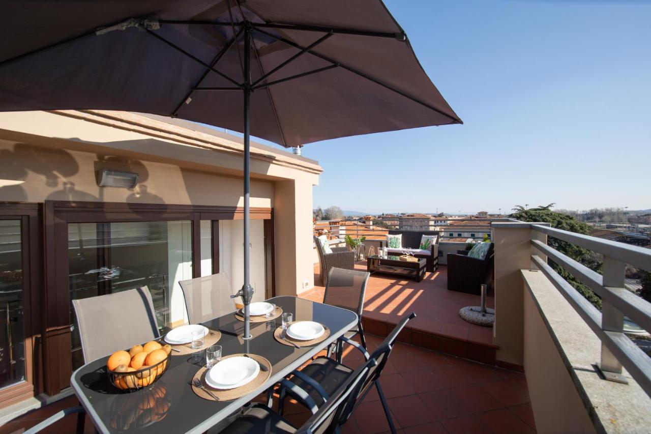 Rooftop Delight With Terrace Lucca Ngoại thất bức ảnh